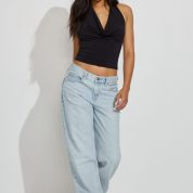100098250_06V_alt2_1920x2880-1
